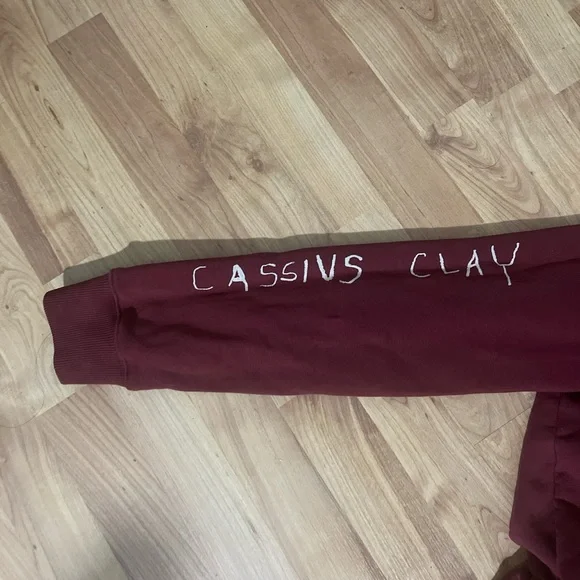 ÉTUDES STUDIORED JEAN-MICHEL BASQUIAT EDITION KLEIN CASSIUS CLAY HOODIE